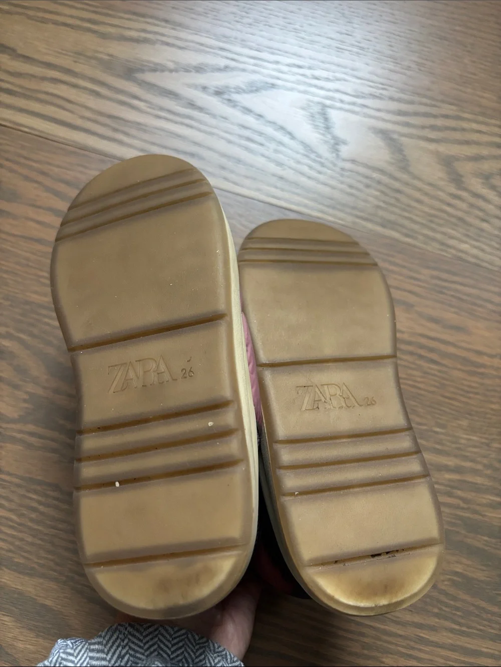 Zara Kids Puffer Booties